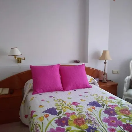 - 3 Bedrooms With Wifi And Sea Views - 07678